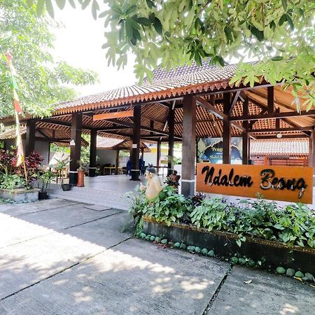 Omah Rohadi Syariah By Ndalem Beong Hotel Magelang Buitenkant foto