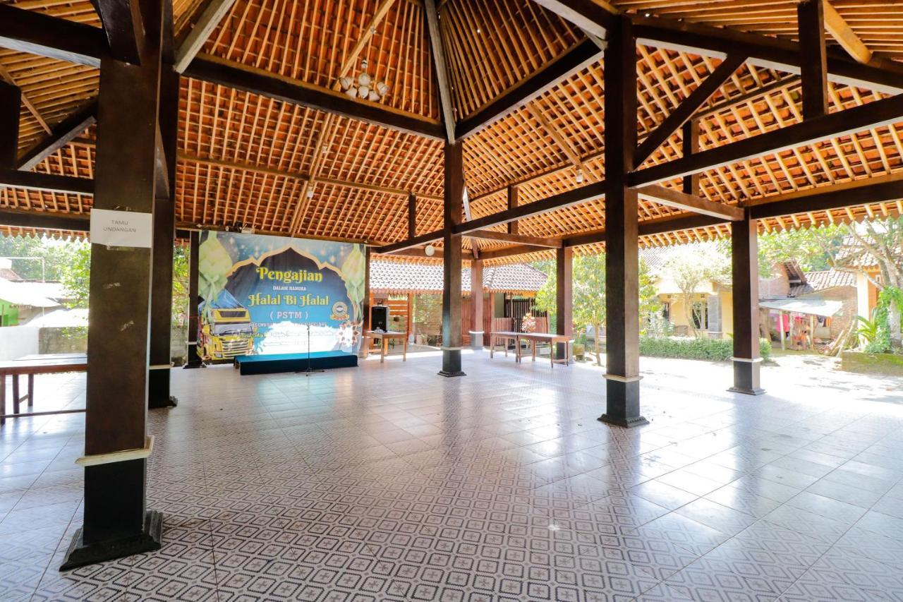 Omah Rohadi Syariah By Ndalem Beong Hotel Magelang Buitenkant foto