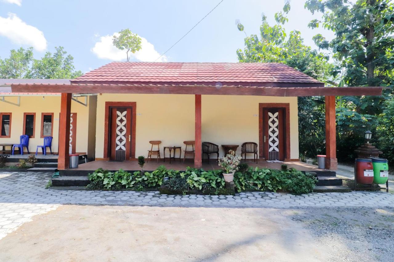 Omah Rohadi Syariah By Ndalem Beong Hotel Magelang Buitenkant foto