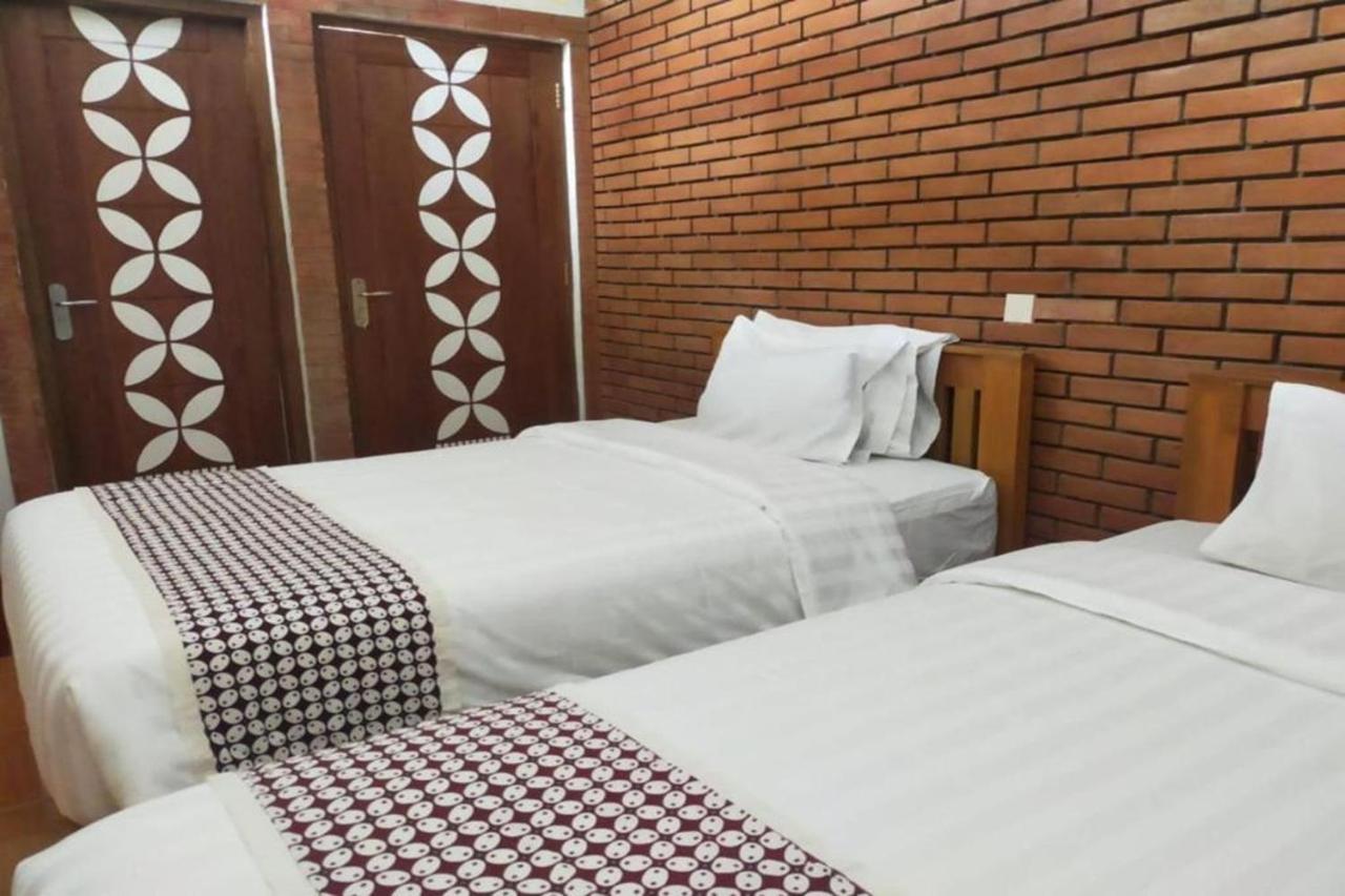 Omah Rohadi Syariah By Ndalem Beong Hotel Magelang Buitenkant foto